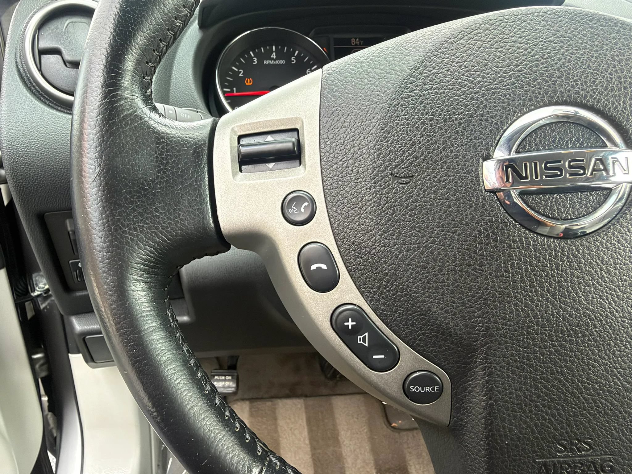 Used 2011 Nissan Rogue SV w/ SL Pkg AWD/4WD image 17