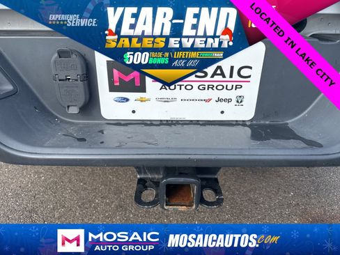 Used 2022 Jeep Gladiator Willys image 36