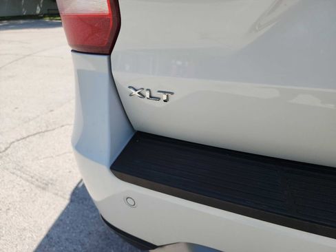 Used 2020 Ford Expedition XLT w/ FX4 Off-Road Package AWD/4WD image 6