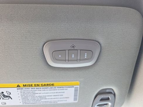 Used 2024 RAM 2500 Laramie AWD/4WD image 25