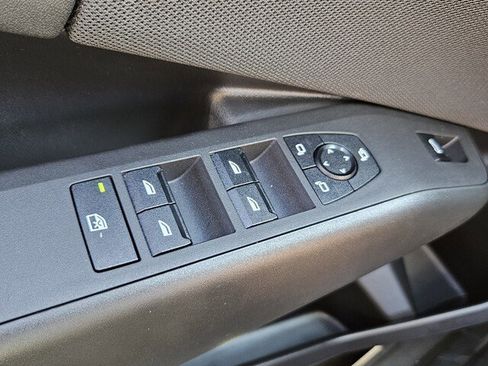 New 2025 BMW X3 xDrive30i w/ Convenience Package image 36