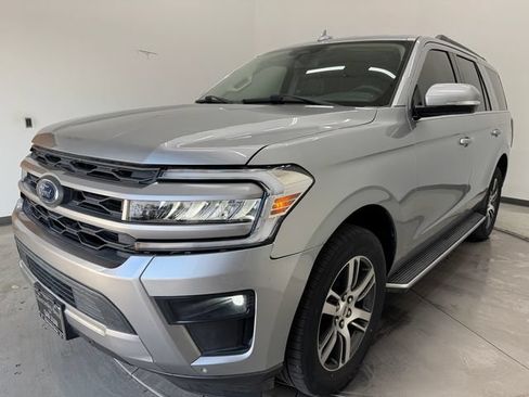 Used 2022 Ford Expedition XLT RWD image 32
