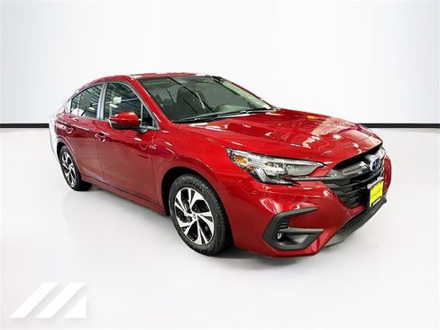 Used 2025 Subaru Legacy Premium image 3