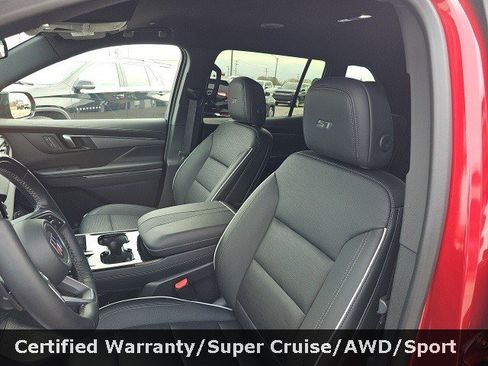 Certified 2025 Buick Enclave Sport Touring w/ Super Cruise Package image 10