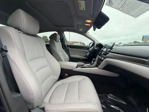 Used 2018 Honda Accord EX-L image 26