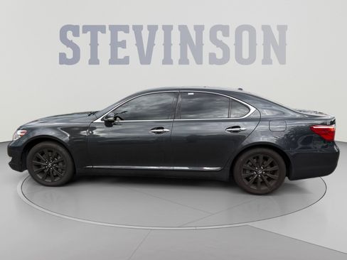 Used 2010 Lexus LS 460 AWD image 2