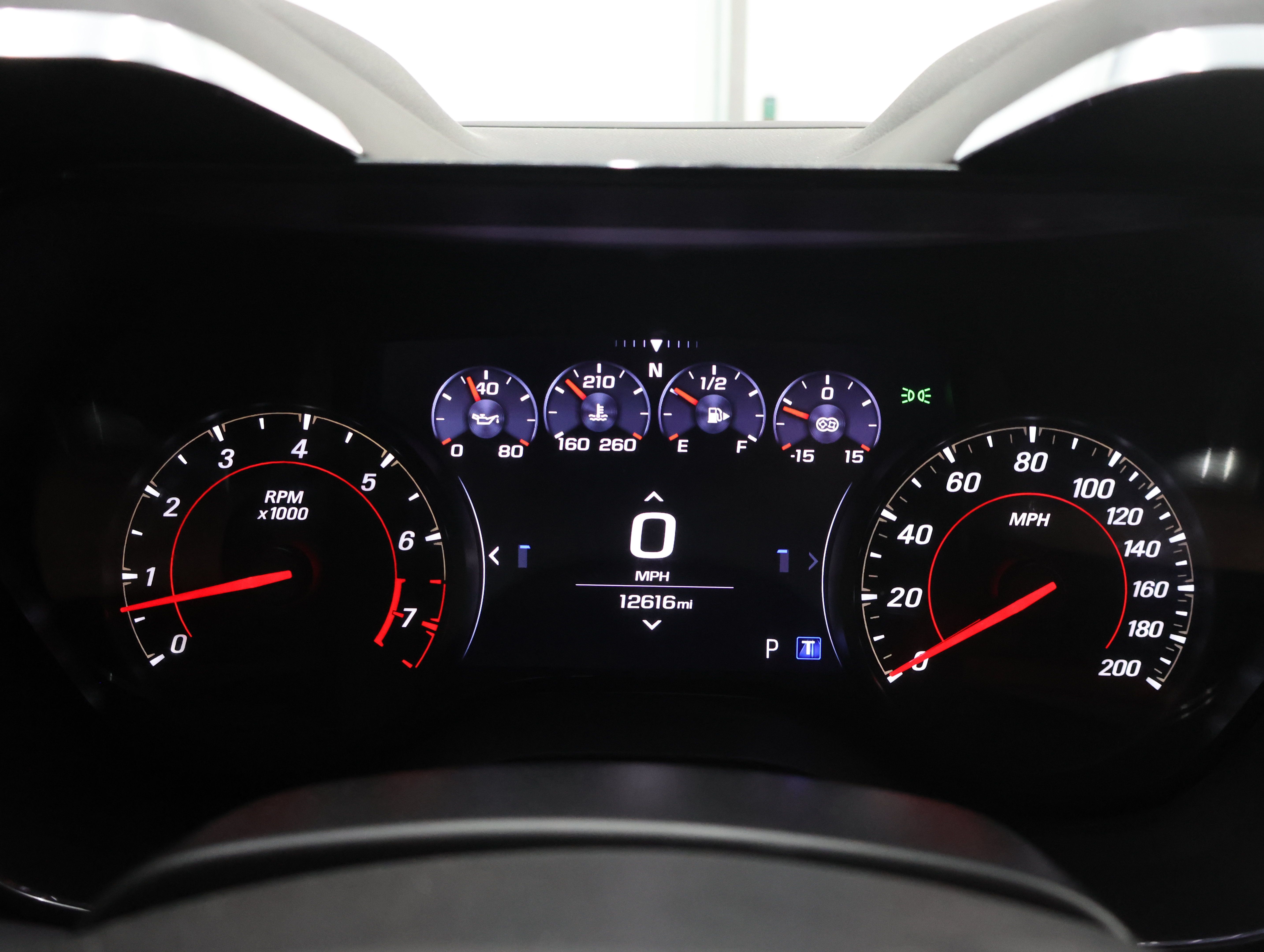 Used 2020 Chevrolet Camaro ZL1 RWD image 10
