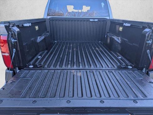 Used 2025 Toyota Tacoma SR image 6