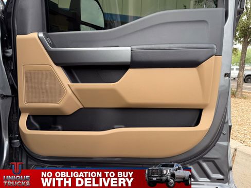 Used 2025 Ford F350 XLT image 21