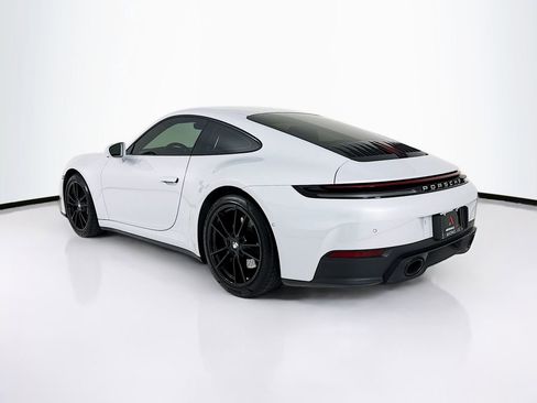 Certified 2025 Porsche 911 Carrera RWD image 3
