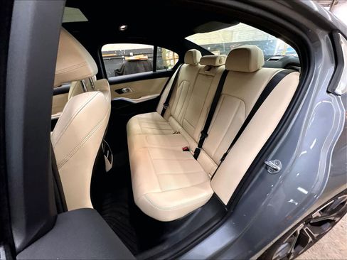 Used 2026 BMW 330i Sedan w/ Premium Package RWD image 28