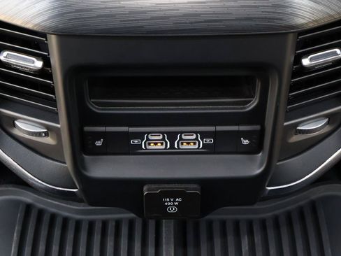 Used 2024 RAM 2500 Laramie w/ Night Edition AWD/4WD image 14