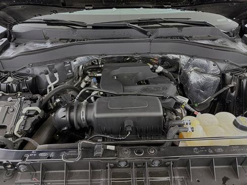 Used 2020 Ford Explorer XLT w/ Equipment Group 202A image 32