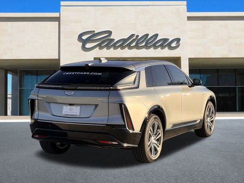 New 2026 Cadillac Lyriq Luxury image 3