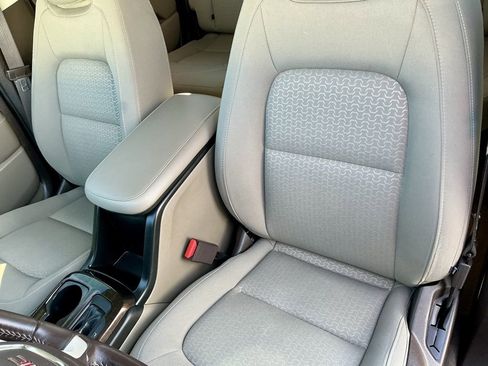 Used 2020 GMC Canyon SLE w/ Elevation Edition image 37