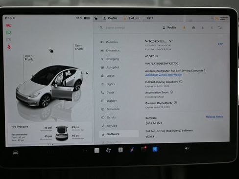 Used 2022 Tesla Model Y Long Range AWD/4WD image 30