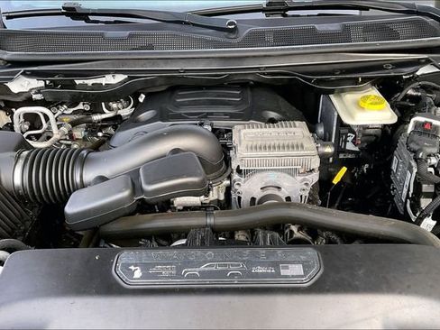 Used 2022 Jeep Wagoneer Series III w/ Premium Group I image 22