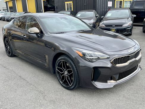 Used 2022 Kia Stinger GT-Line w/ Sun & Sound Package image 3