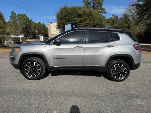 Used 2019 Jeep Compass Trailhawk w/ Cold Weather Group image 3