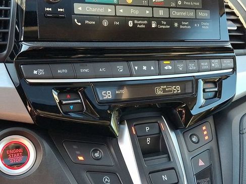 Used 2025 Honda Odyssey EX-L image 20