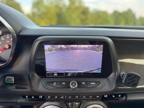 Used 2021 Chevrolet Camaro ZL1 RWD image 22