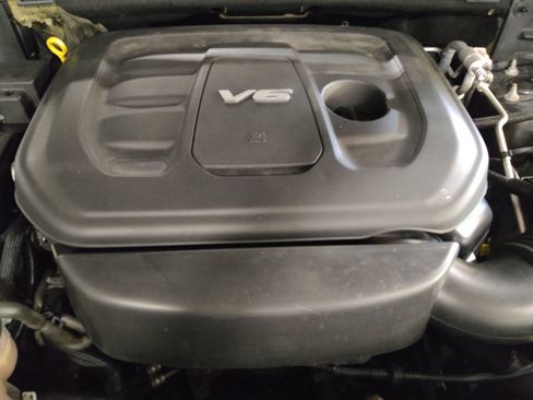 Used 2016 Jeep Grand Cherokee Laredo w/ Quick Order Package 23E image 30