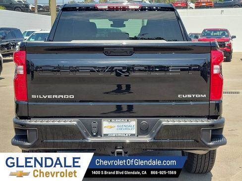 Certified 2025 Chevrolet Silverado 1500 Custom RWD image 12