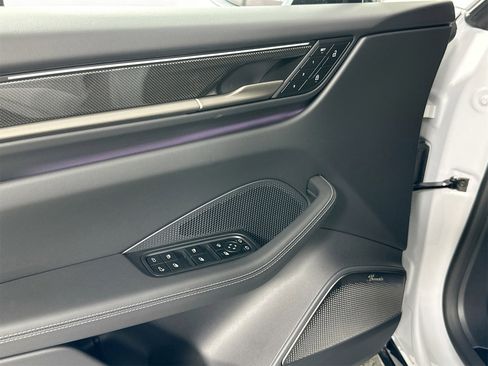 Certified 2025 Porsche Macan Turbo Electric image 33