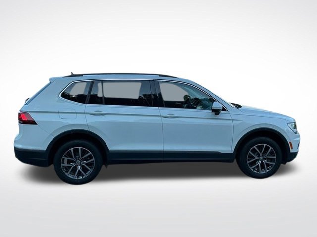 Used 2020 Volkswagen Tiguan SE w/ Panoramic Sunroof Package AWD/4WD image 8
