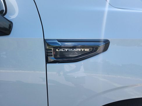 New 2026 GMC Yukon XL Denali Ultimate AWD/4WD image 10