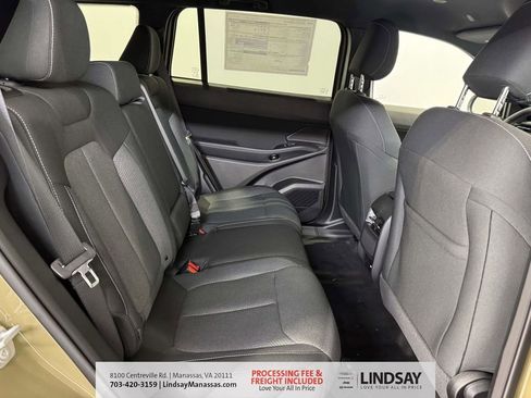 New 2026 Jeep Cherokee Laredo image 14