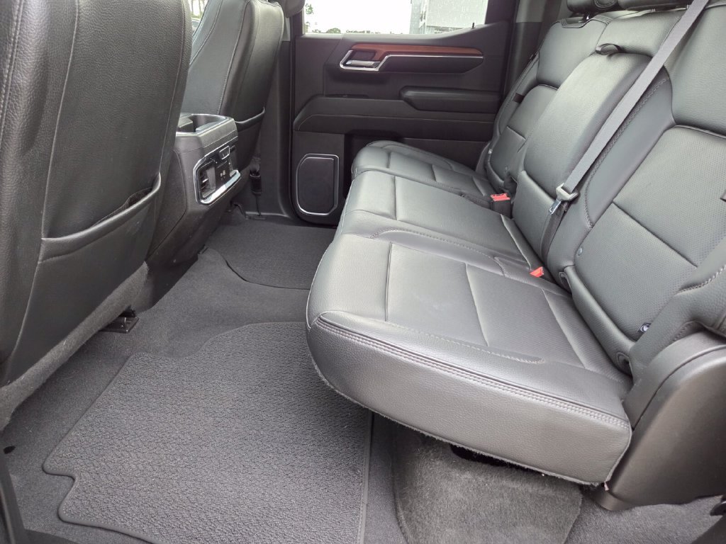 Used 2023 GMC Sierra 1500 Denali w/ Denali Carbonpro Edition AWD/4WD image 22