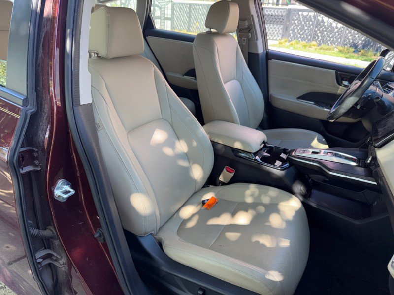 Used 2018 Honda Clarity Touring image 17