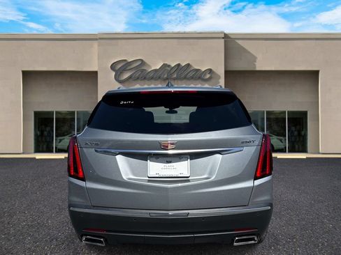 New 2026 Cadillac XT5 Luxury w/ LPO, Floor Liner Package FWD image 4