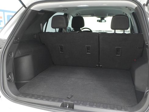 Used 2022 Chevrolet Equinox LS FWD image 32
