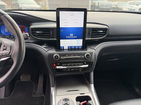 Used 2020 Ford Explorer ST w/ ST Street Pack image 14