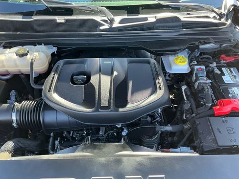 Used 2025 RAM 1500 Big Horn image 25