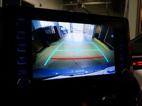 Used 2022 Toyota Corolla SE FWD image 16