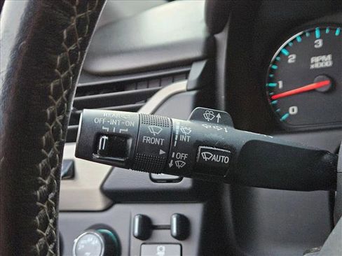 Used 2019 GMC Yukon XL Denali image 17