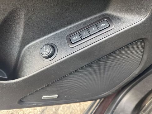 Used 2020 Chevrolet Equinox Premier image 14