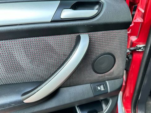 Used 2002 BMW X5 4.6is image 34