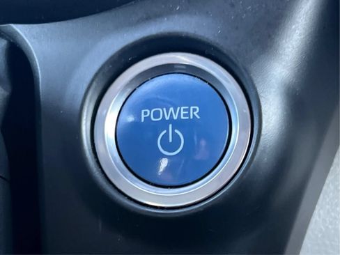 Used 2022 Toyota Sienna XLE w/ XLE Plus Package FWD image 40