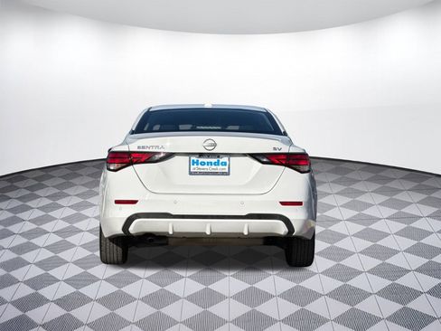 Used 2024 Nissan Sentra SV image 9