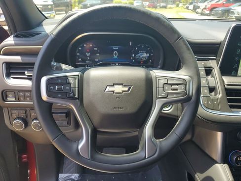 Used 2023 Chevrolet Suburban LT w/ LT Signature Package AWD/4WD image 32
