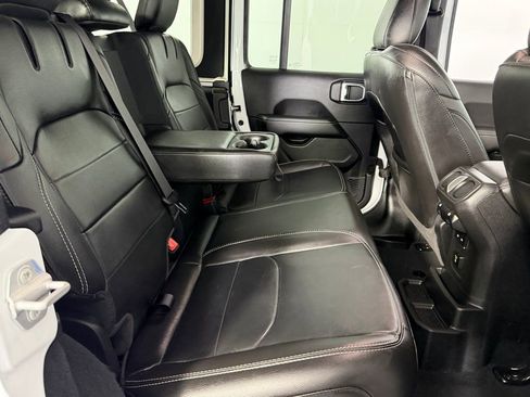 Used 2023 Jeep Wrangler Unlimited Sahara w/ Cold Weather Group image 30