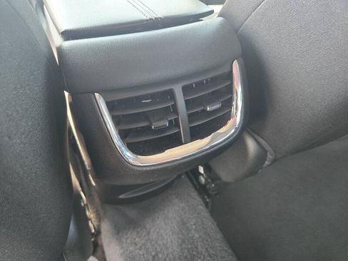 Used 2025 Chevrolet Malibu LT FWD image 22