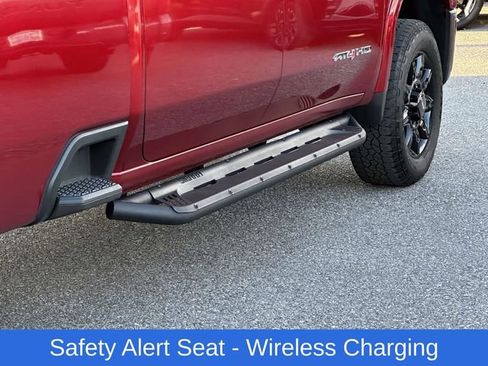 Used 2024 GMC Sierra 3500 AT4 w/ Technology Package image 29