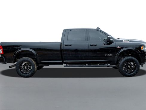 Used 2024 RAM 2500 Big Horn image 5