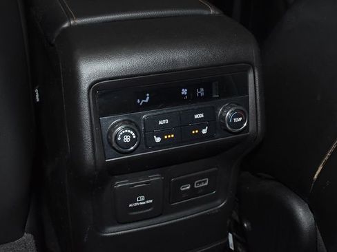 Used 2021 GMC Acadia AT4 w/ Preferred Package image 33