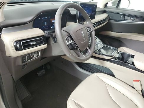 Certified 2023 Lincoln Nautilus AWD image 19